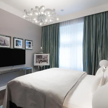 Rubin Luxury (adults Only) מלון דירות